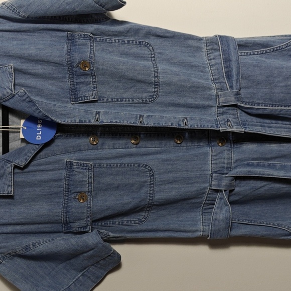 DL1961 NWT Premium Denim Alba Rolled Cuff Short Sleeve Belted Jumpsuit Size Sm - Picture 5 of 16